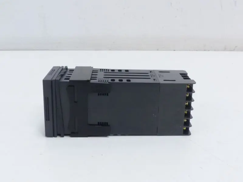 Produktfoto 1 von Gräff GTR 100 ALL O/P Relay Contacts 2A Resistive 120-240V AC Top Zustand