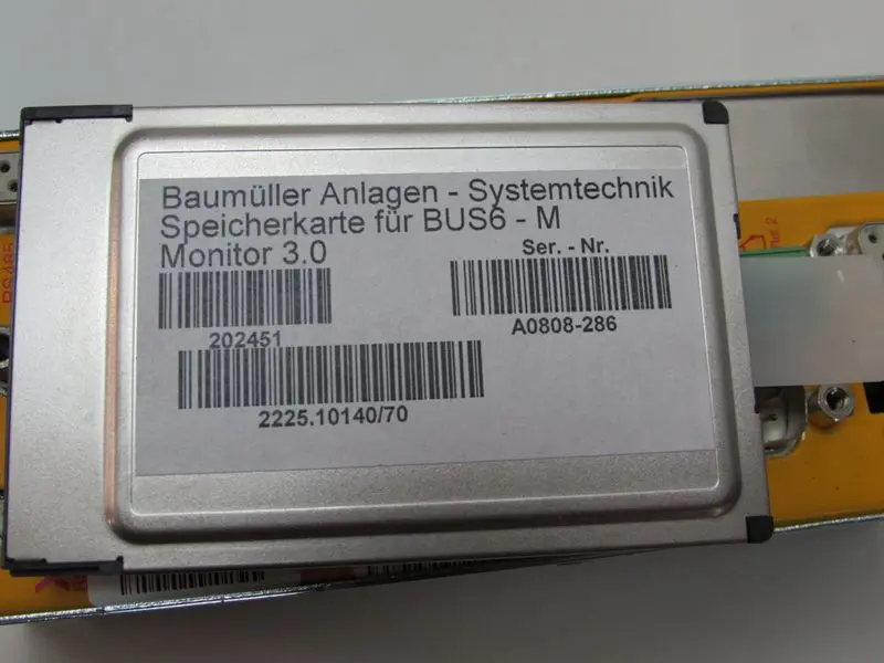 Produktfoto 1 von Baumüller M-Drive 0131-015 BAS D0518-37  BUS 6M Top Zustand + Speicherkarte