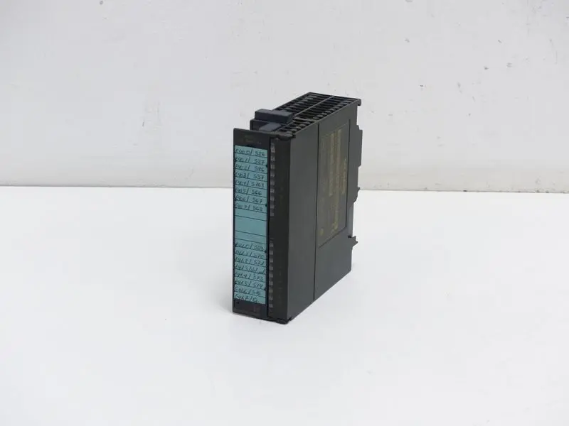 Produktfoto 1 von Siemens Simatic S7 6ES7 321-1BH01-0AA0 E-Stand 01 SM321 DI 16xDC24V Top Zustand