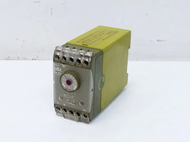 Produktfoto 1 von Pilz PA-1PE/10s/220V/1Uz PA-1PE ID NO.: 486903 Top Zustand