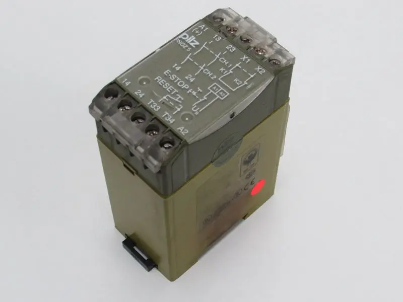 Produktfoto 1 von Pilz PNOZ 5 230V AC 2S ID.No.: 474590 6AF/4AT