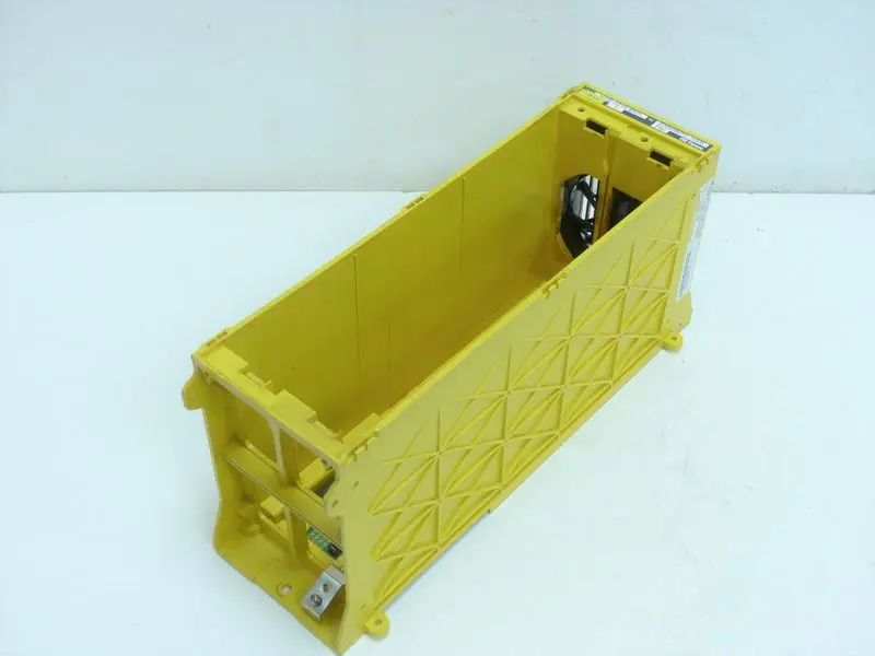 Produktfoto 1 von Fanuc A02B-0216-B501 Series 18-MB Rack