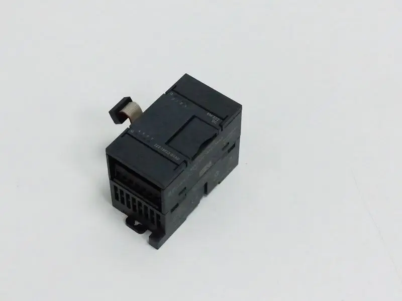 Siemens 6ES7 222-1BF22-0XA0 EM222 DO 8 X 24VDC E-St.02 TOP ZUSTAND