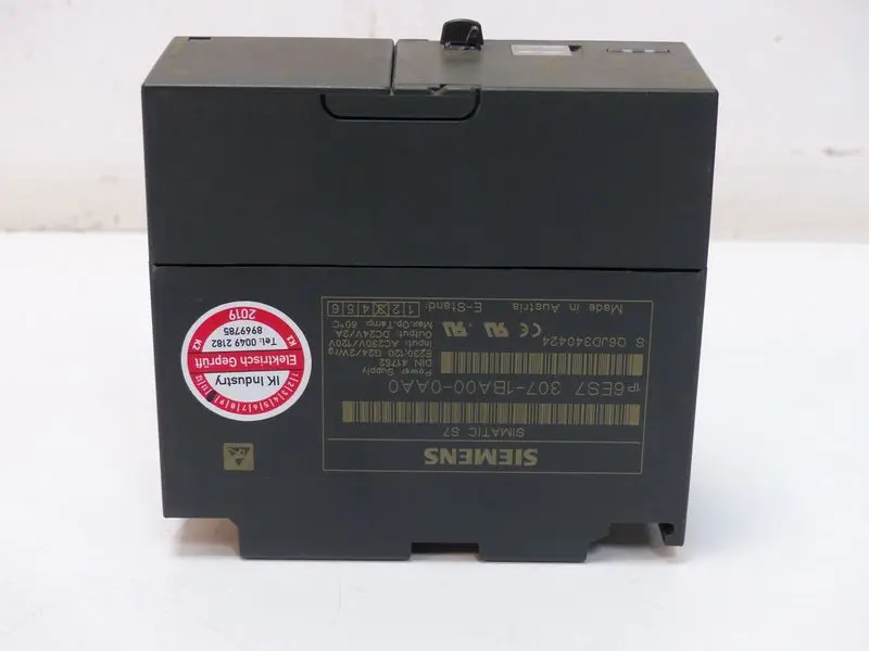 Produktfoto 1 von Siemens Power Supply PS307 6ES7 307-1BA00-0AA0 230V 2A E-St. 3 Top Zustand