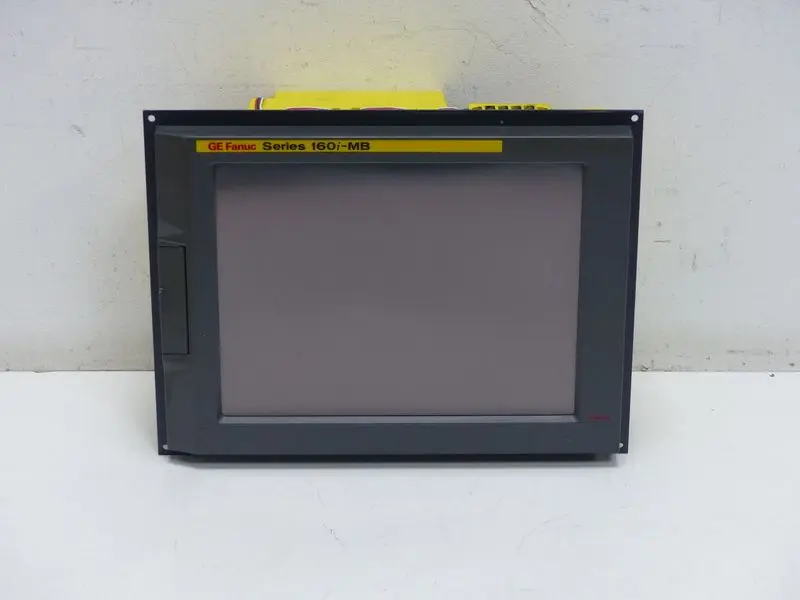 Produktfoto 1 von GE Fanuc LTD Panel I Series 160i-MB A13B-0196-B003 Top Zustand
