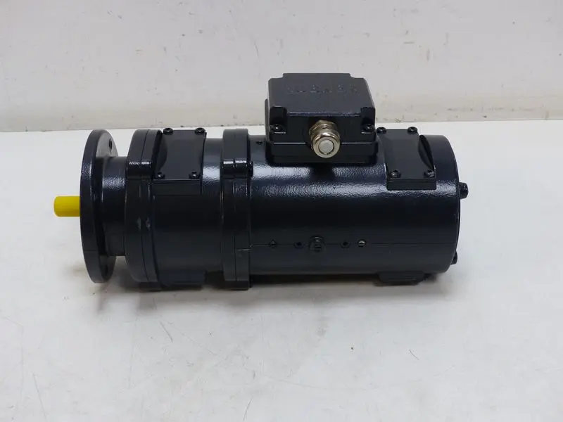 Produktfoto 1 von Hubner Berlin Baumer GMPZ 1,0 LT-4 Tachogenerator GMPZ1,0 LT-4 UNUSED