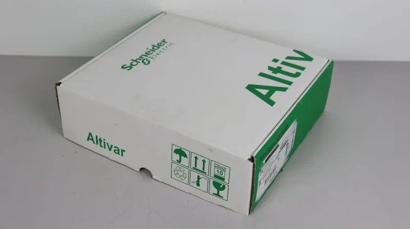 Produktfoto 1 von Schneider Electric Altivar 320 ATV320U15N4B 1,5kW 2HP 400V UNUSED