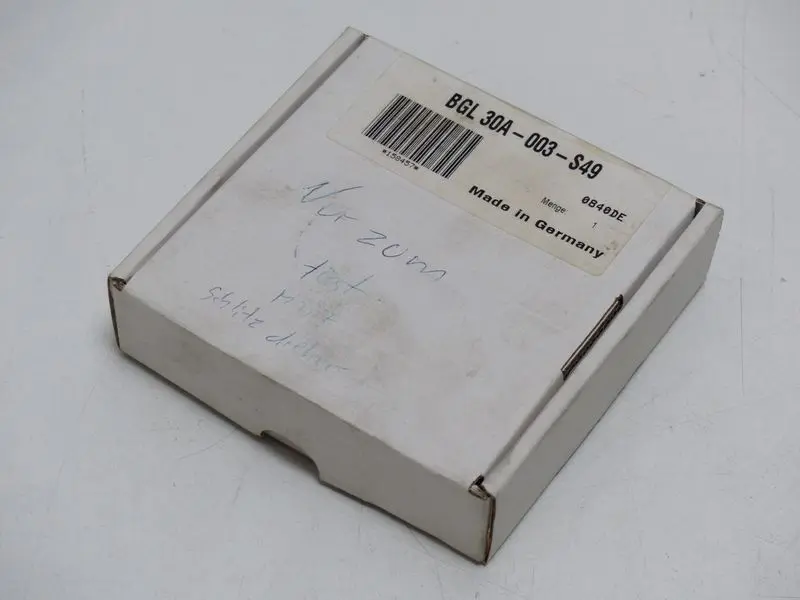 Produktfoto 1 von Balluff BGL-30A-003-S49 10...30V DC 200mA slot 30mm UNUSED OVP