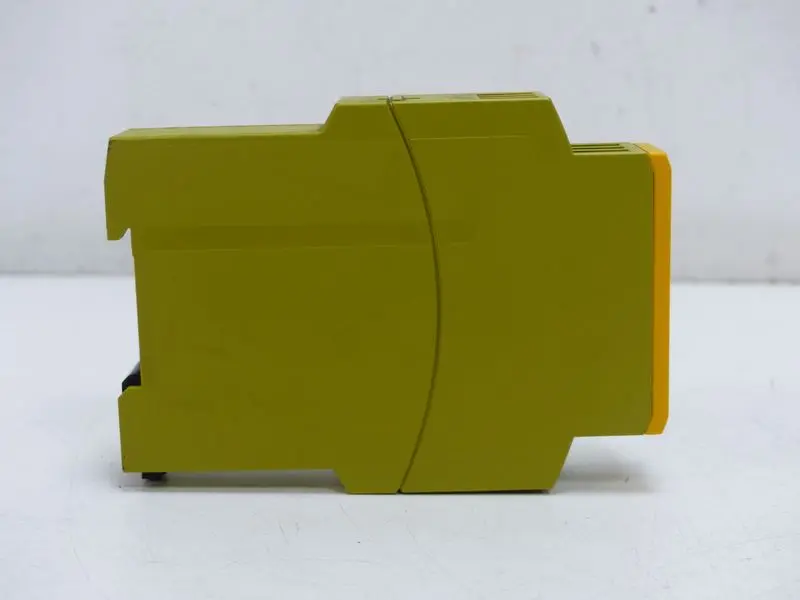 Produktfoto 1 von Pilz PZE X4V 0,5/24VDC 4n/o fix  ID No.: 774580