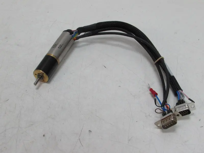 Produktfoto 1 von MAXON MOTOR 341882 Motorkombi mit Stecker TOP ZUSTAND