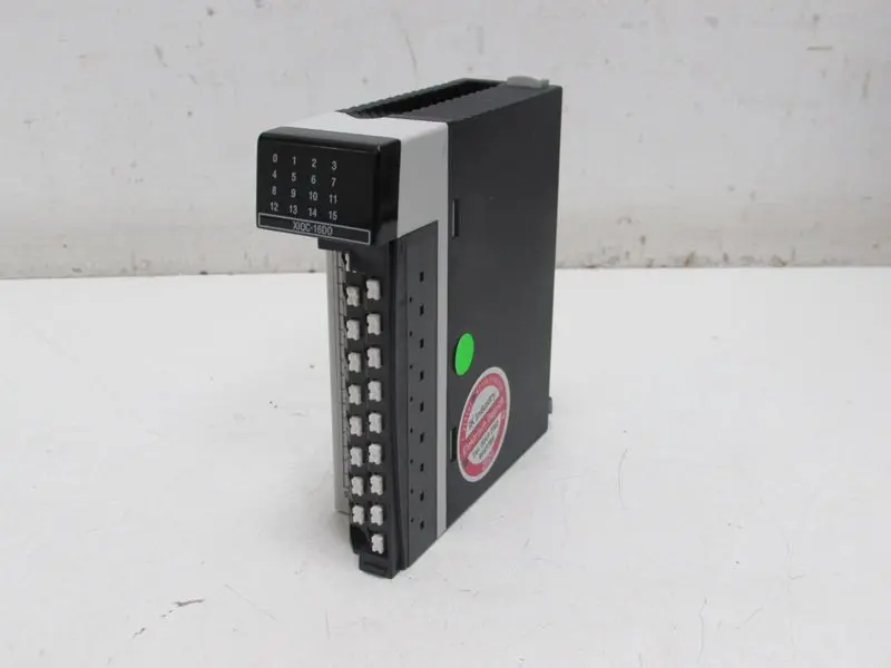 Produktfoto 1 von EATON Moeller XIOC-16DO 16 Outputs 12/24VDC 0,5A 4A/common TESTED NEUWERTIG