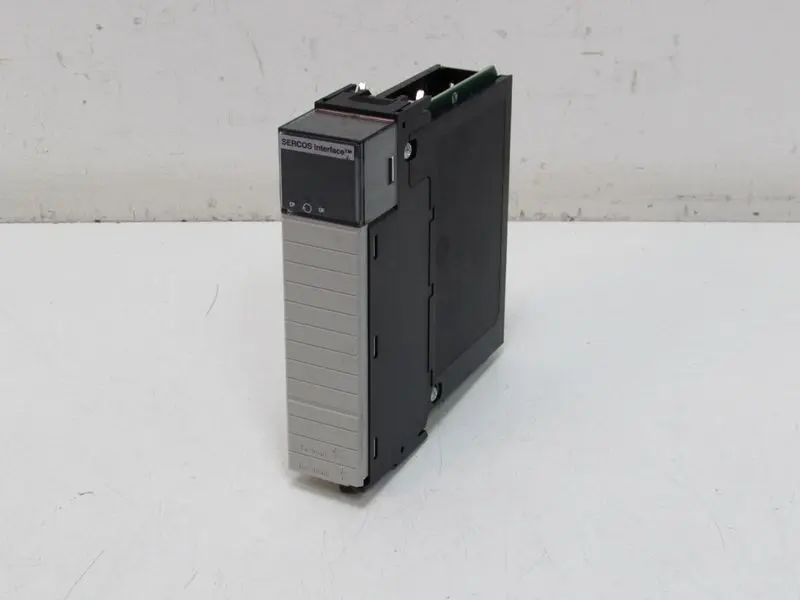 Produktfoto 1 von Allen Bradley 1756-M08SE Serie B 8 Axis Sercos Servo Module TESTED NEUWERTIG