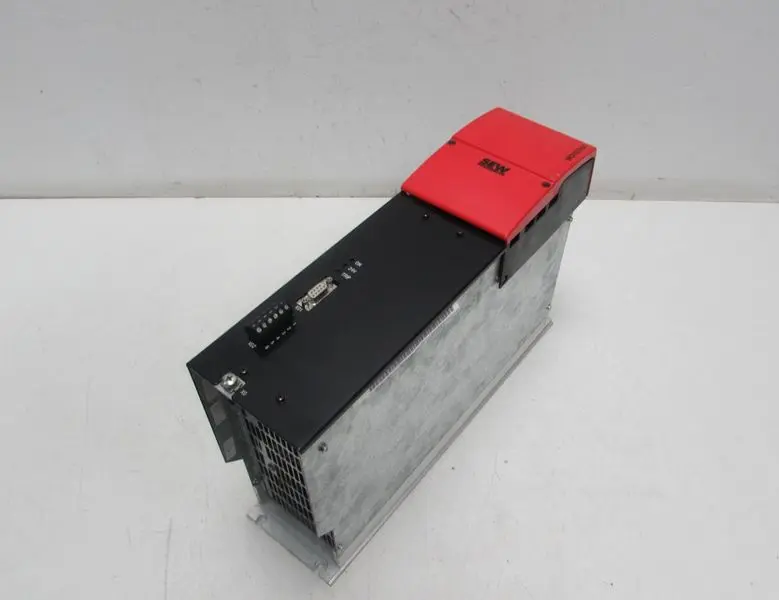 Produktfoto 1 von SEW Eurodrive MOVIDYN MP 5011 AD 00 MP5011AD00 TESTED TOP ZUSTAND