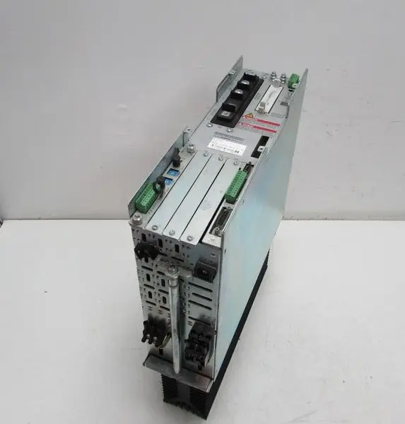 Produktfoto 1 von INDRAMAT Rexroth AC Servo Controller DDS02.2-A100-BE12-01-FW +DDS02.1 DSM02.3-FW