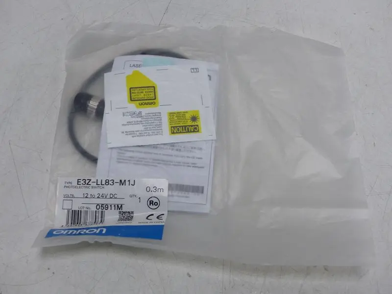 Produktfoto 1 von OMRON E3Z-LL81-M1J 0,3m Sensor UNUSED & OVP
