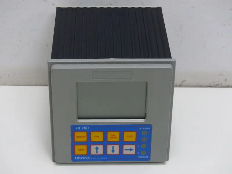 Produktfoto 1 von Hanna Instruments HI 700 221/D Leitfähigkeitsregler TESTED TOP ZUSTAND