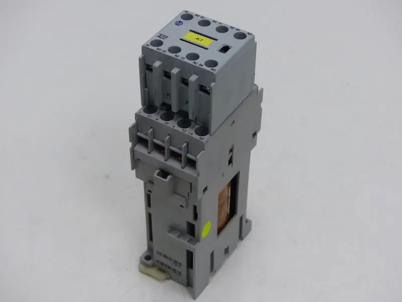 Produktfoto 1 von ALLEN-BRADLEY Schütz 20A 100-C23D*10 Ser. C + ALLEN BRADLEY 100-F Ser. B