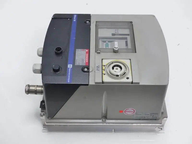 Produktfoto 1 von Telemecanique Altivar 58 ATV58EU41N4 2,2 kW 5,8A 400 V TESTED