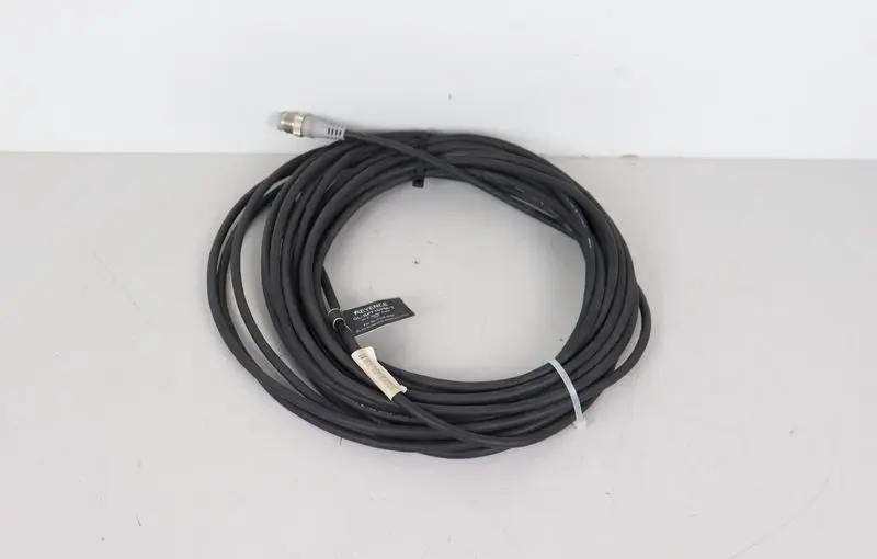 Produktfoto 1 von Keyence GL-RPT10PM-T Verbindungskabel 10m NEUWERTIG