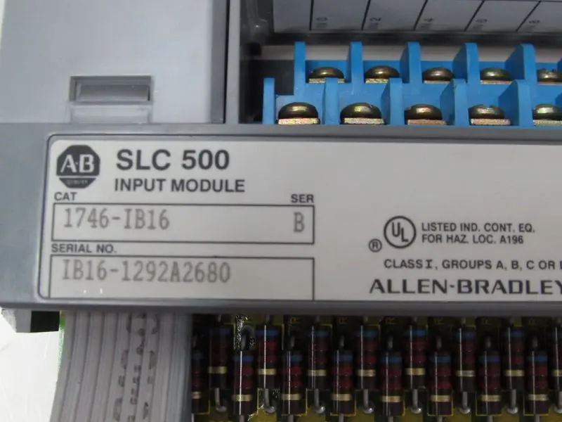 Produktfoto 1 von Allen Bradley SLC500 1746-IB16 Ser B Input Module TOP ZUSTAND