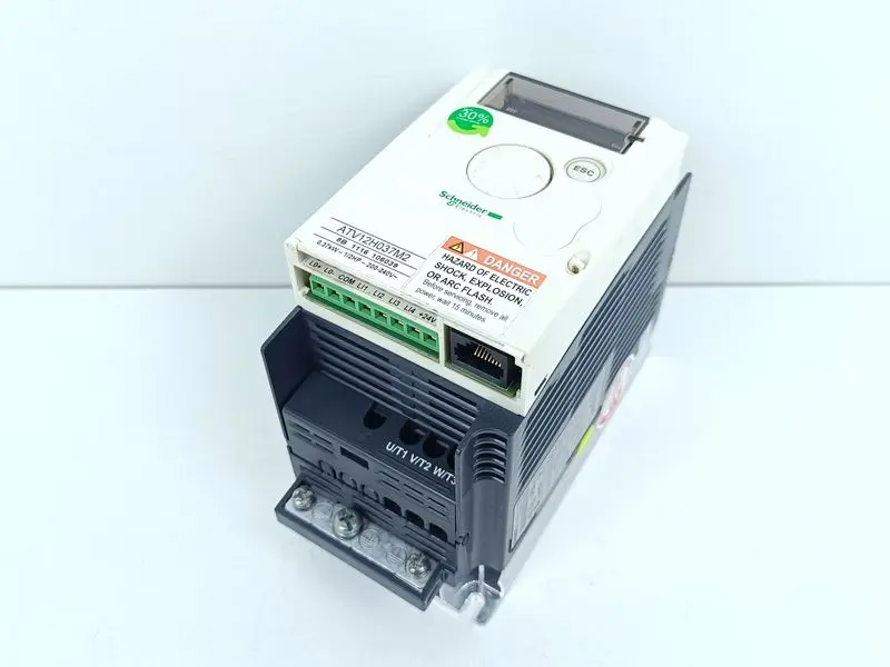 Produktfoto 1 von Schneider Electric Altivar ATV12H037M2 0,37kW 230V TESTED & TOP ZUSTAND