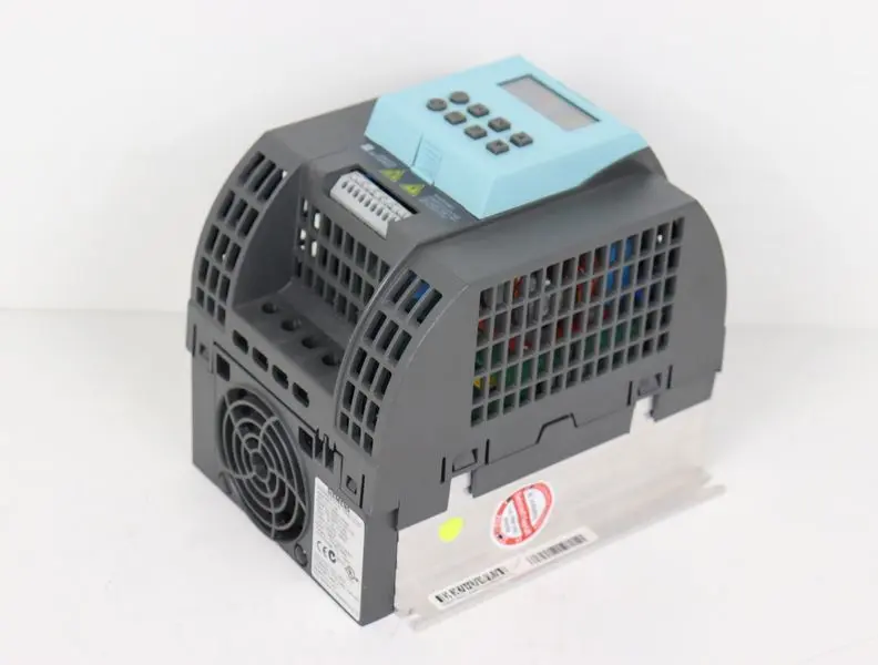Produktfoto 1 von Siemens Sinamics G110 CPM110 AIN 6SL3211-0AB21-5AA0 1,5kW 230V TOP ZUSTAND