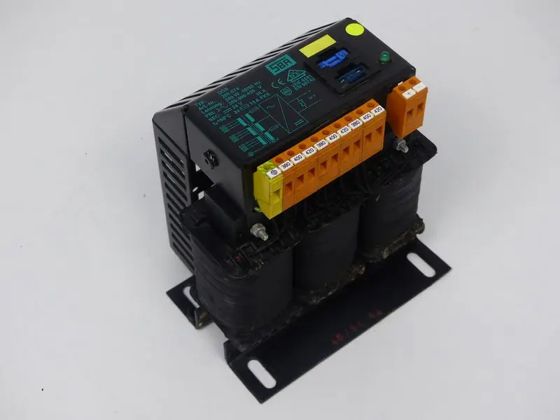 Produktfoto 1 von SBA DGS 209-074 Transformator 240W 50/60Hz 3~380-400-420V 10A TOP ZUSTAND