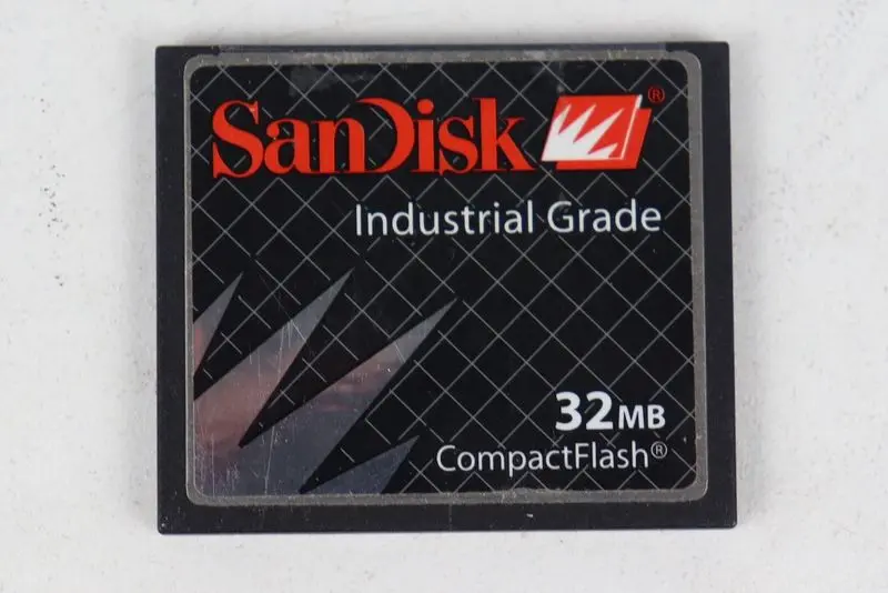 Produktfoto 1 von B&R 5CFCRD.0032-01 INDUSTRIAL GRADE 32MB