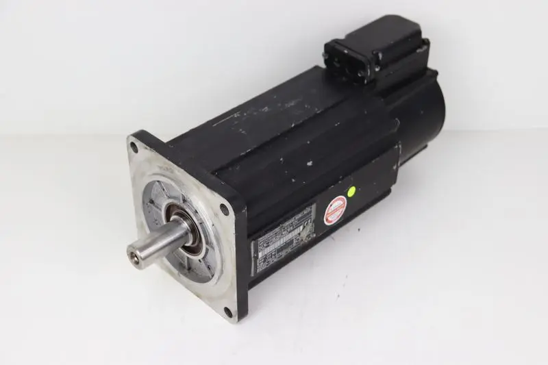 Produktfoto 1 von Rexroth Indramat MKD090B-058-KG1-KN max 4500 Servomotor TESTED TOP ZUSTAND