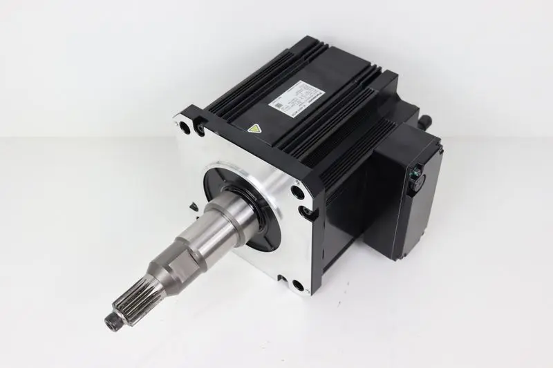 Produktfoto 1 von Panasonic MDME502T2M6M Servomotor NEUWERTIG