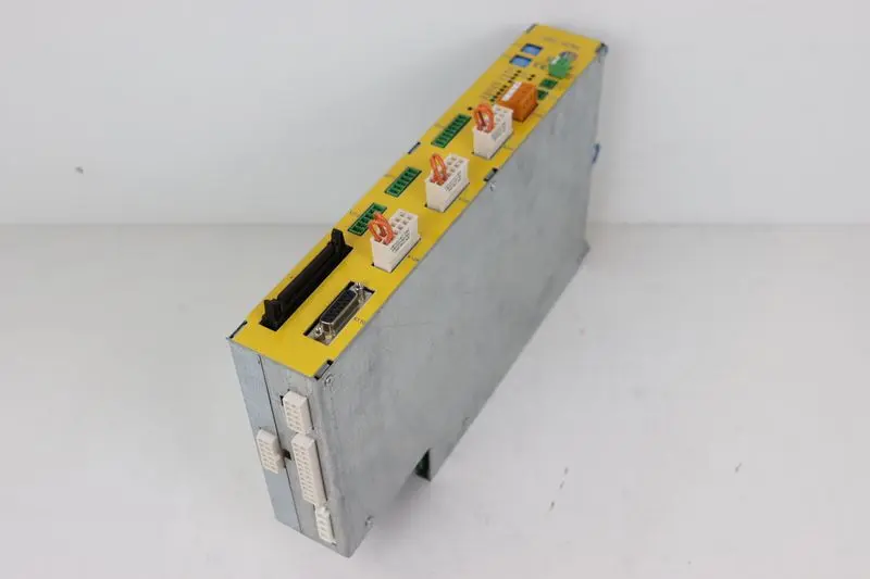 Produktfoto 1 von COMAU C5G-SDM CR17430080 REV 3.0 Robotics Control Unit NEUWERTIG