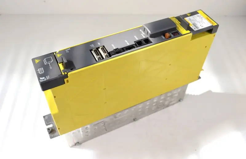 Produktfoto 1 von Fanuc Servo Amplifier A06B-6117-H105 Ver. E 5.5kW TOP ZUSTAND