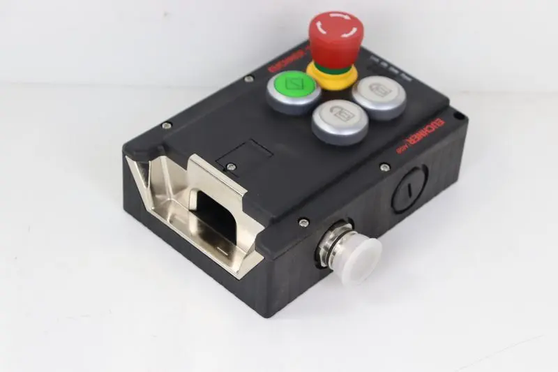 Produktfoto 1 von Euchner Safety Switch Unicode 110501 MGB-L2-APA-AC6A1-S1-L-110501 NEUWERTIG