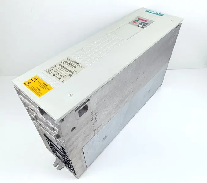 Produktfoto 1 von Siemens Simovert MC 6SE7023-4TC51 + CUMC E-St.:C TESTED & TOP ZUSTAND