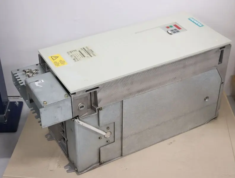 Produktfoto 1 von Siemens Simovert 6SE7024-7TD61 + CUVC & Profibus E.st: C TESTED & TOP ZUSTAND