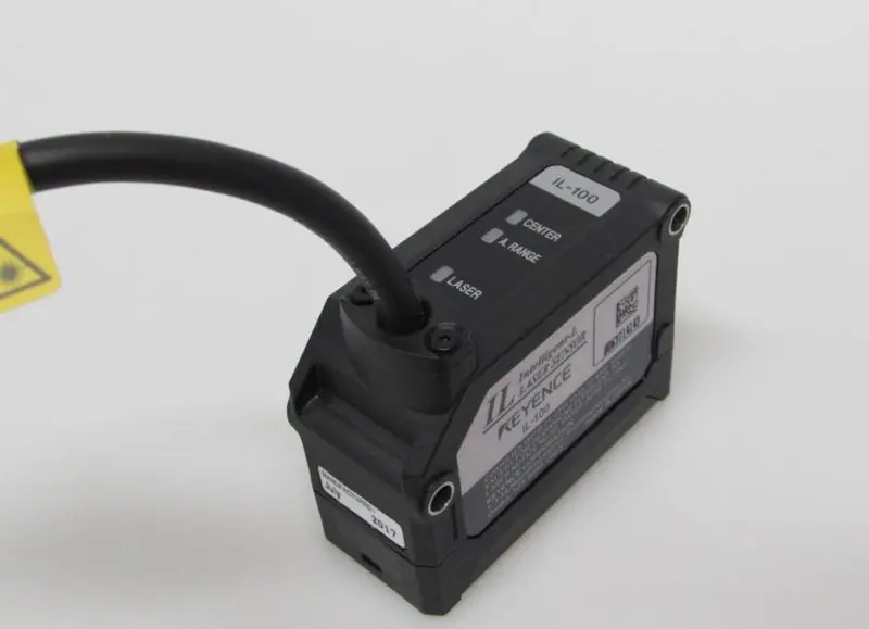 Produktfoto 1 von KEYENCE IL-100 Multi-Funktions-CMOS-Analoglasersensor Messköpfe UNUSED