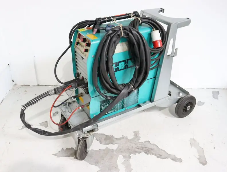 Produktfoto 1 von MERKLE TIG 300 DC WIG-Schweißgerät Ser.Nr: 46868 + WK 230 Ser.Nr. 45590