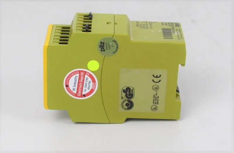 Produktfoto 1 von PILZ PNOZ XV2 3/24VDC 2n/o  2n/o t ID No.:774502 TOP ZUSTAND