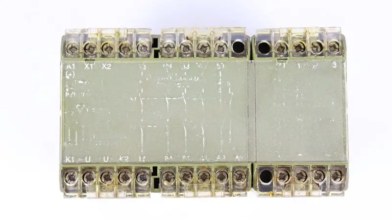 Produktfoto 1 von Pilz PZE 5V 8SEC 4S/1Ö Sicherheitsrelais Id.Nr: 474985