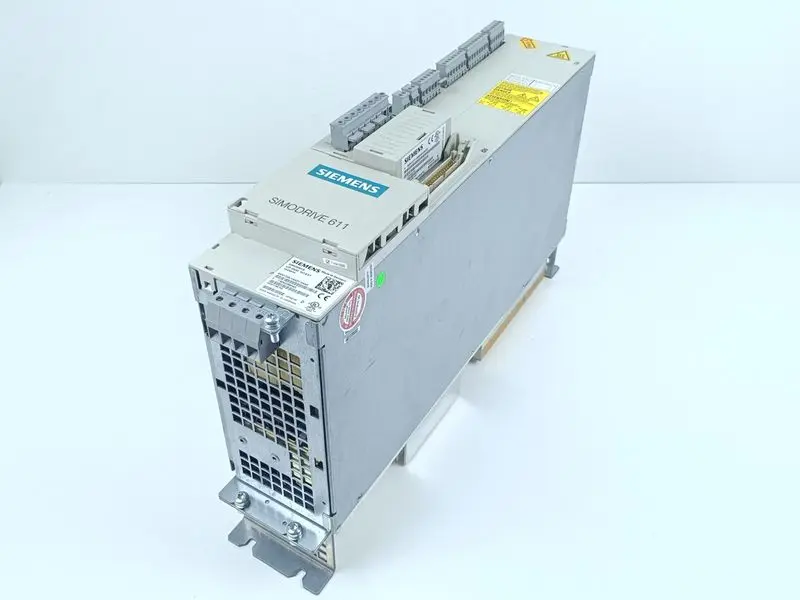 Produktfoto 1 von Siemens Simodrive Modul 10/25kW 6SN1145-1AA01-0AA2 VER. D TESTED & NEUWERTIG