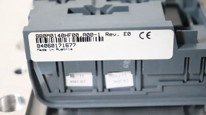 Produktfoto 1 von B&R Acopos RACK 14 Slot 8B0M0140HF00.A00-1 Rev. E0 NEUWERTIG