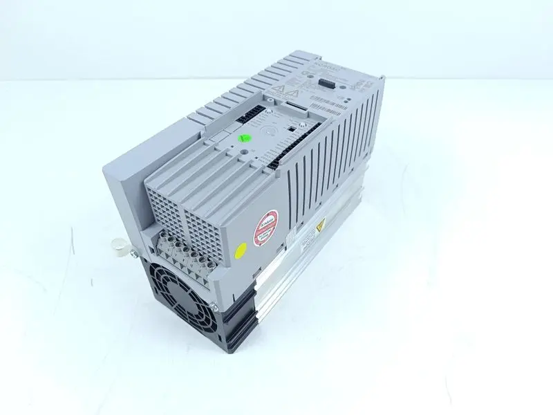 Produktfoto 1 von NORDAC SK520E-401-340-A SK 520E-401-340-A 4kw 400V TOP ZUSTAND & TESTED