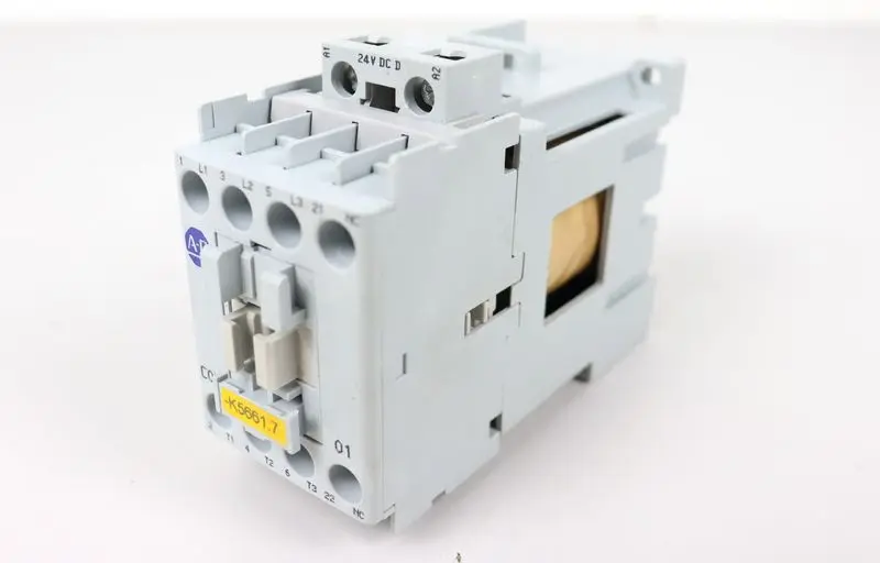 Produktfoto 1 von Allen-Bradley 100-C09D*01 Ser A Motorschutzschalter AC-1 690V 32A Top Zustand