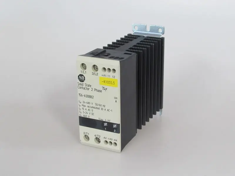 Produktfoto 1 von Allen Bradley Solid State Contactor 2 Phase 156-A30BB2 Ue: 24-480V Uimp: 4kV