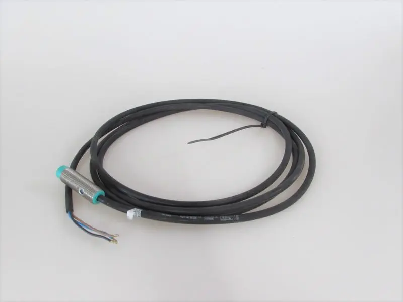 Produktfoto 1 von Pepperl + Fuchs NJ4-12GM40-E2 Induktiver Sensor TOP ZUSTAND