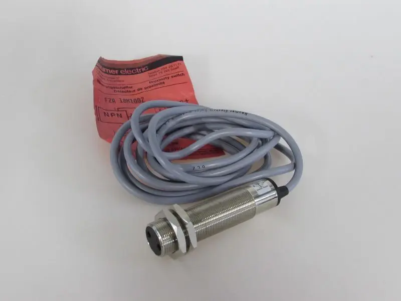 Produktfoto 1 von Baumer Electric FZA 18N1002 FZA-18N1002 NEUWERTIG