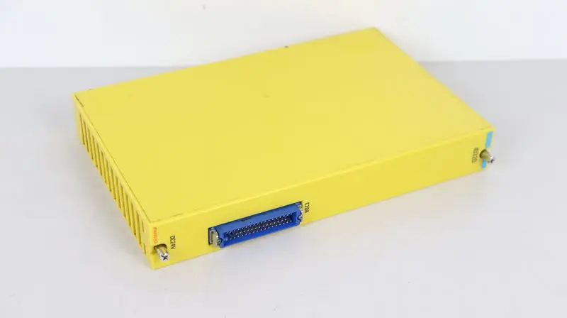 Produktfoto 1 von Fanuc A03B-0801-C126 INPUT MODULE ID32D TOP ZUSTAND
