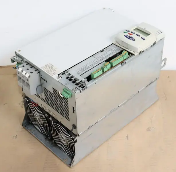 Produktfoto 1 von Rexroth Indramat RD51.1-8N-037-L-V1-FW CFG-RD500-P2-NN