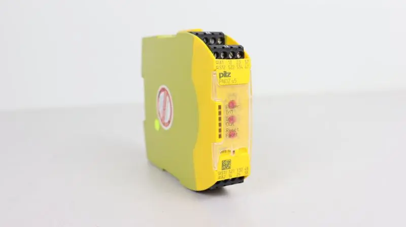 Produktfoto 1 von Pilz PNOZ s5 24VDC 2n/o 2n/o t ID No.: 750105  TESTED TOP ZUSTAND