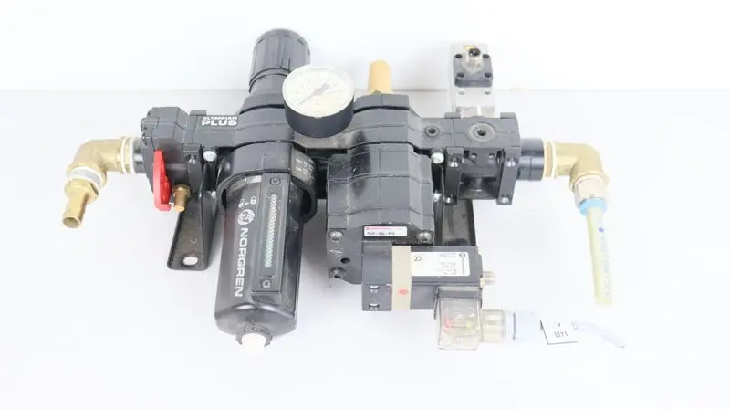 Produktfoto 1 von NORGREN Druckminderer P64F-NNL-PFN + C64S-D0354 TOP ZUSTAND